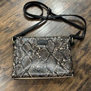 Women's Snake Print Shoulder Bag Triple Compartment Black / Gold Hardware EUC